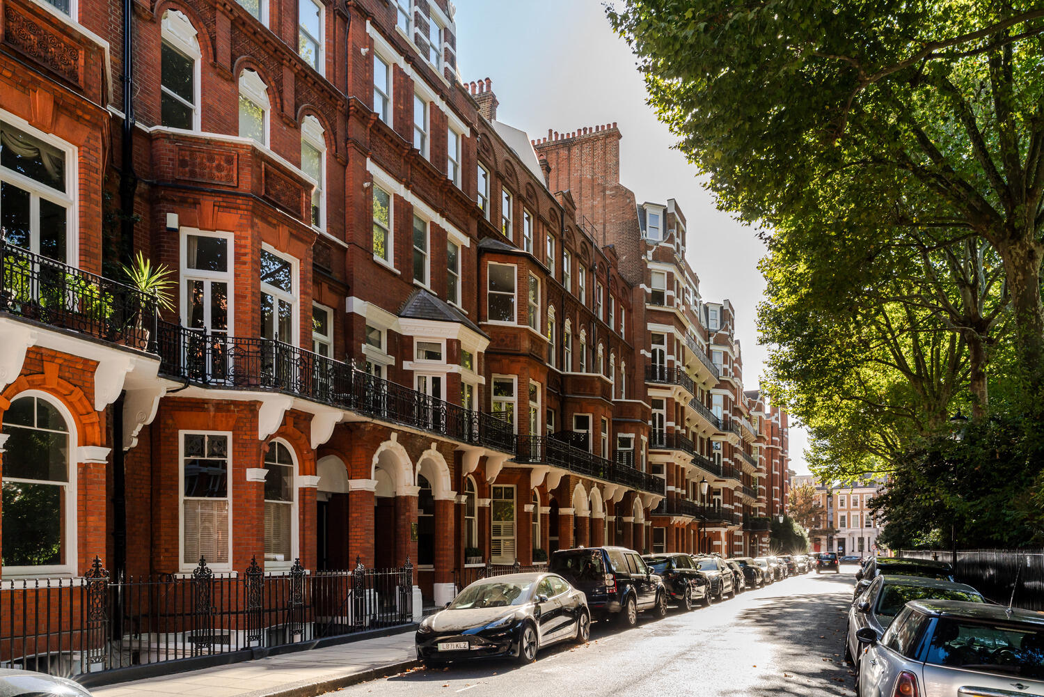 Barkston Gardens - Image 2